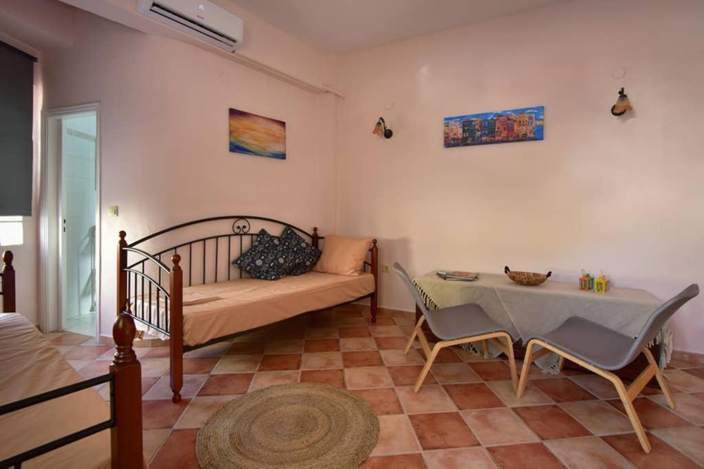 Nafsikas Apartment - Ipsos Beach 외부 사진