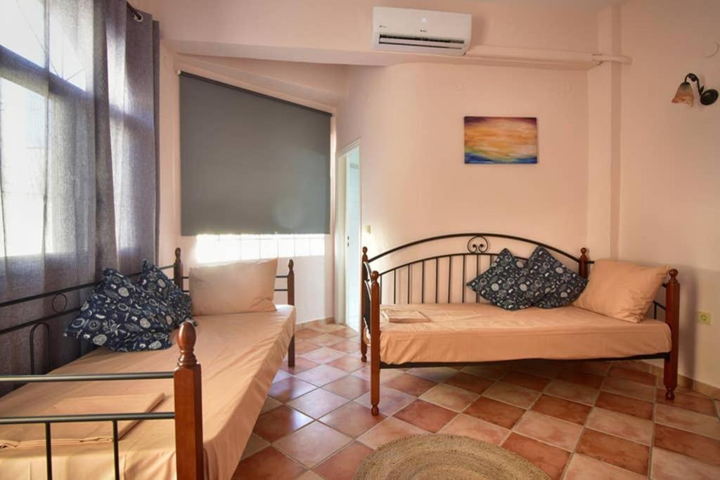 Nafsikas Apartment - Ipsos Beach 외부 사진